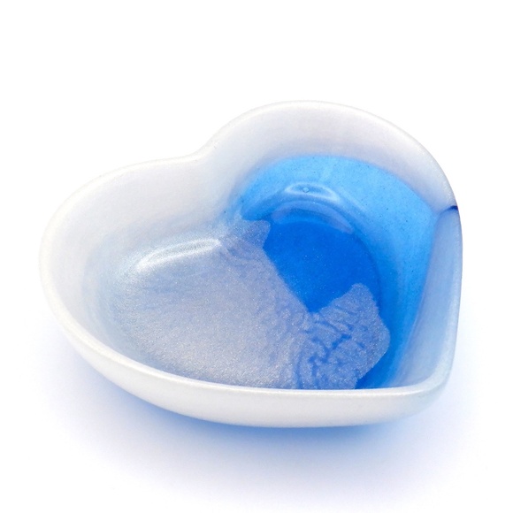 Heart Shaped Trinket Dish - Picture 3 of 6